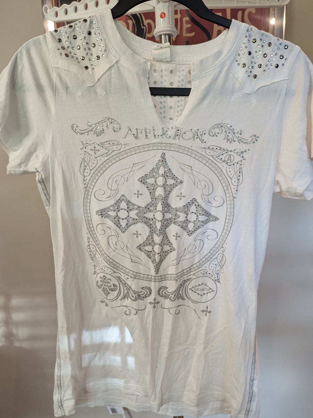 $25 Affliction Size S - Y2K Studded Rhinestone Gothic Cross Split Neck Tee EUC